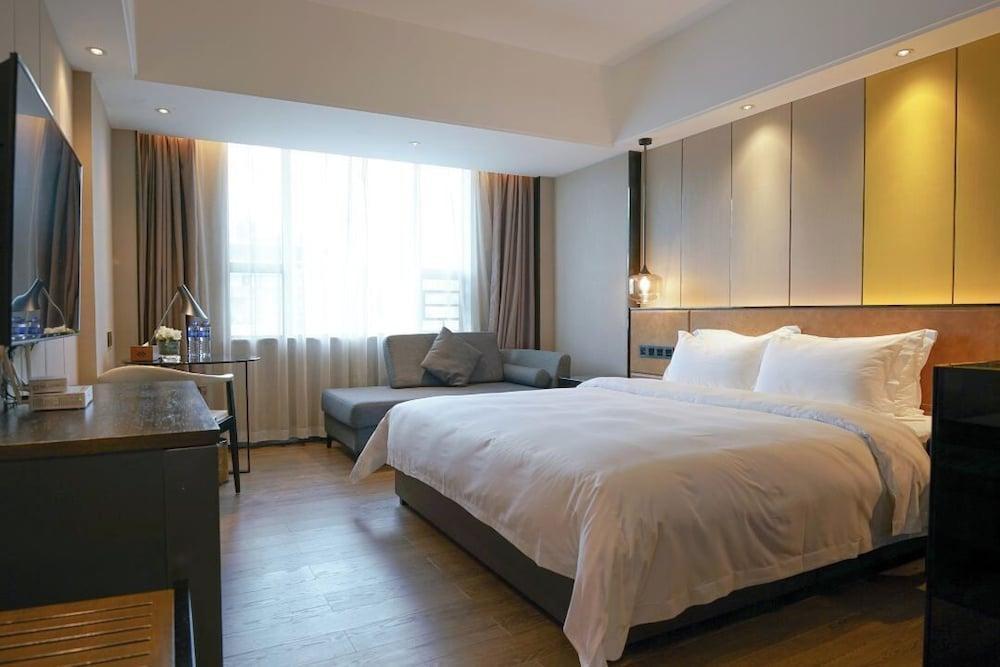 Paco Hotel Datang Metro Guangzhou Room Type - Superior Single Room, City View