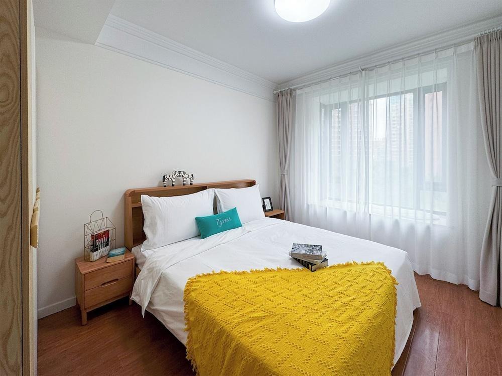 Tyms 3BR 2BA Apt Gubei Fully Furnished - Tap to explore photos