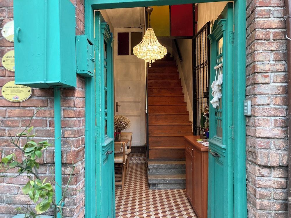 Balat Boutique Hotel Historic House - Tap to explore photos