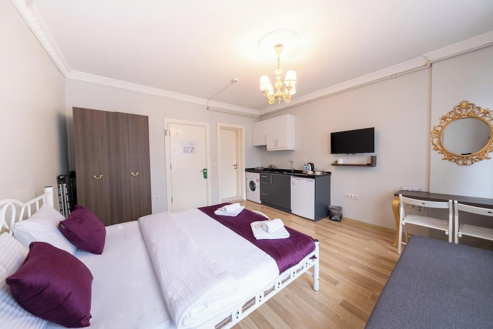 Frame Luxury Apartments Room Type - Superior Studio Suite