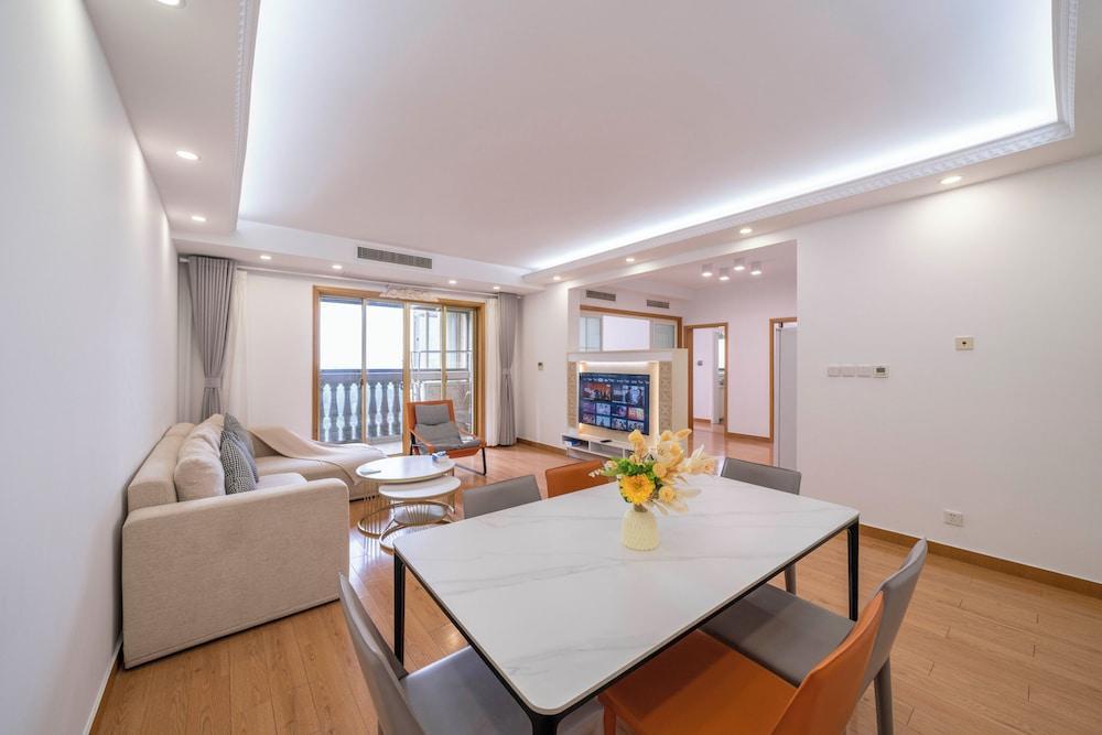 Tyms Gubei Elegant 3BR 2BA APT - Tap to explore photos