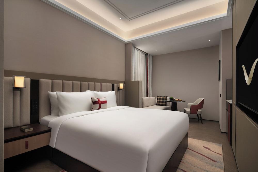 Mövenpick By Accor Shanghai People'S Square Room Type - Superior Room, 1 King Bed