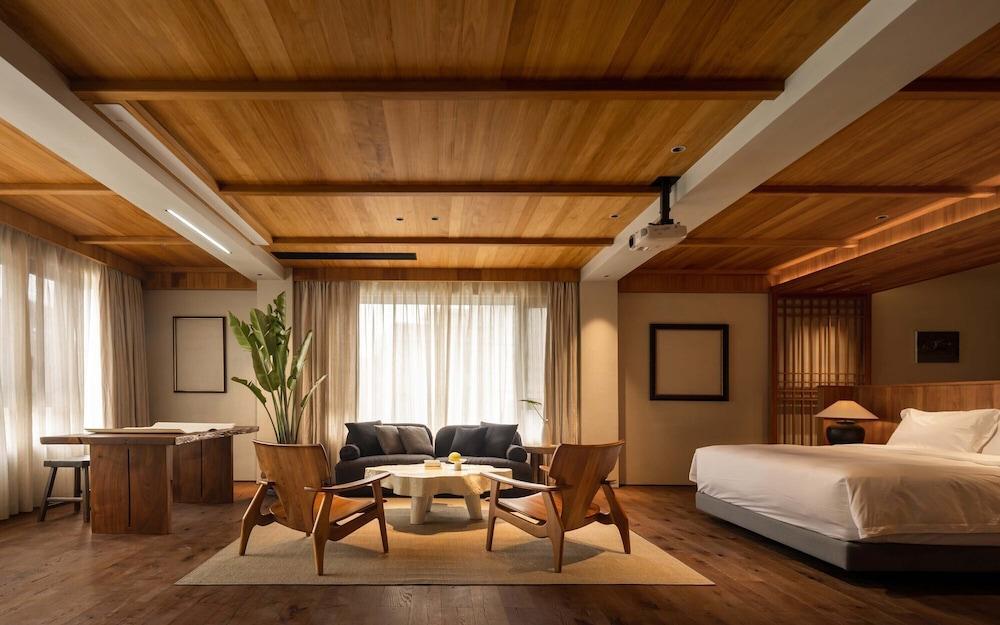 CongLinLi Wooded Homestay Room Type - Signature Double Room