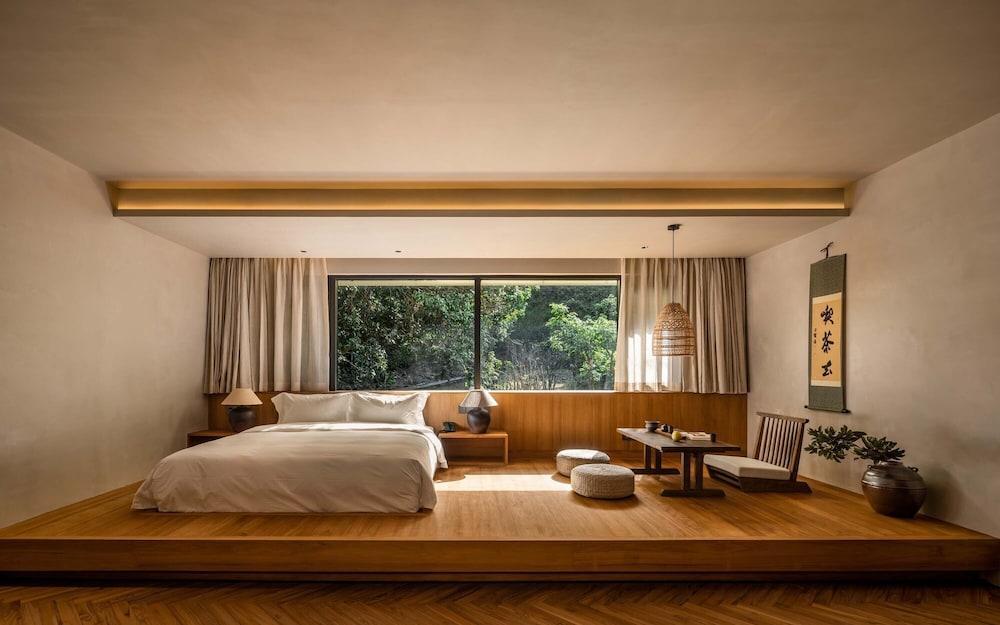 CongLinLi Wooded Homestay Room Type - Senior Double Room