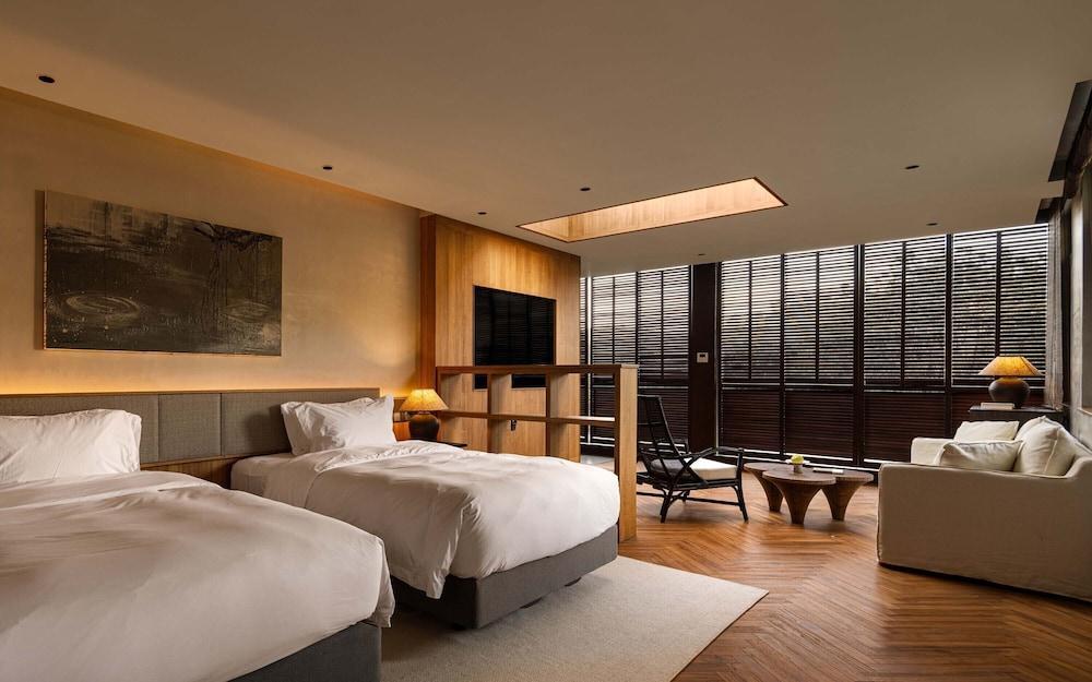 CongLinLi Wooded Homestay Room Type - Signature Twin Room