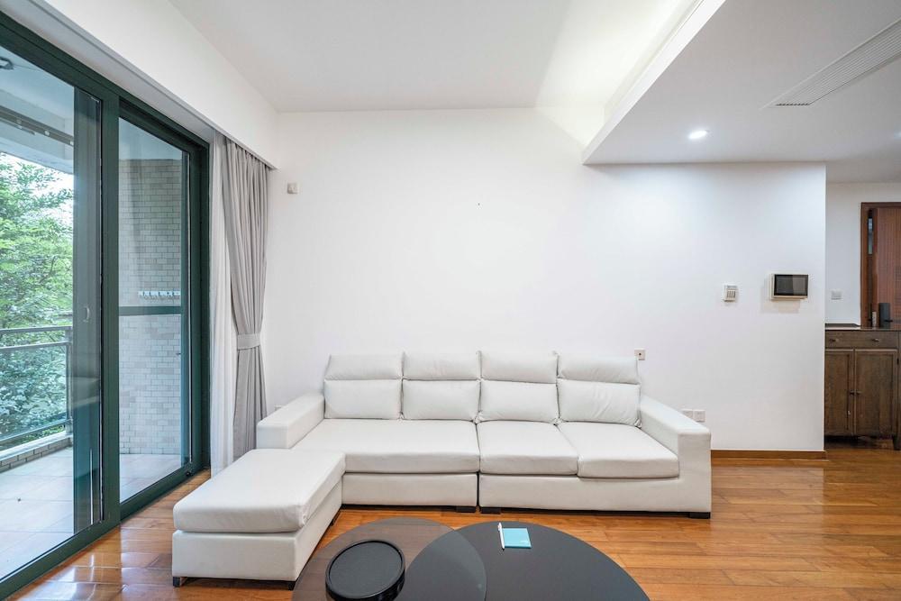 Tyms Cozy 2BR APT Renheng Riverside - Tap to explore photos
