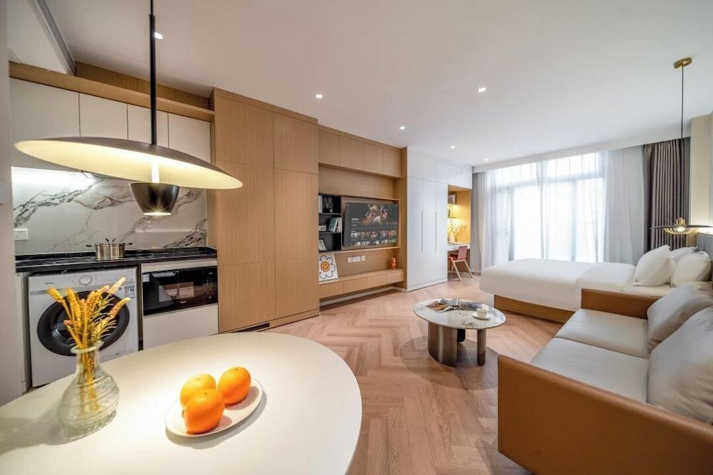 Shanghai Hills&Mico Hotel Residences Room Type - Luxury Room