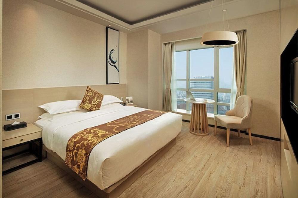 Shanghai Clivia Junlan Hotel Room Type - Business Double Room, City View