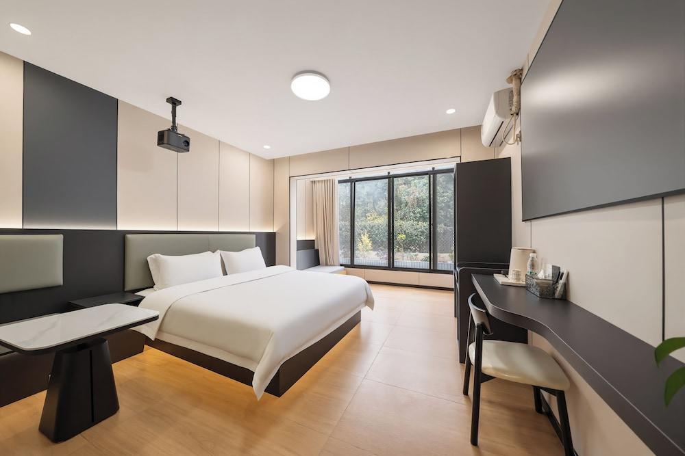 The Jido Shanghai Waterfront Hotel Room Type - Family Twin Room