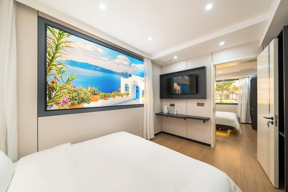 The Jido Shanghai Waterfront Hotel Room Type - Romantic Studio Suite