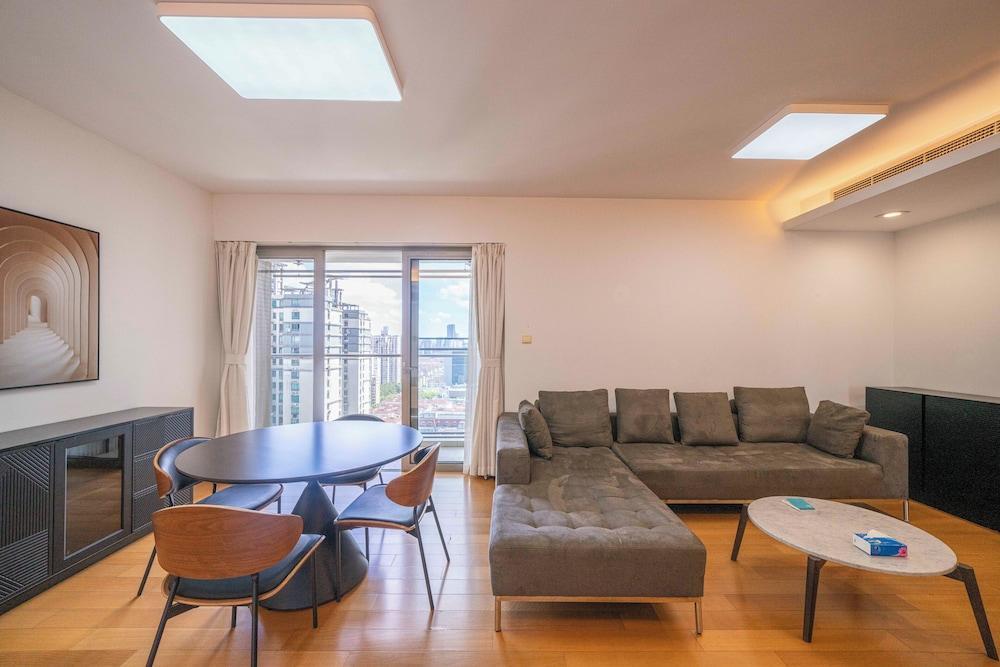 Tyms Family 3BR 2BA Apt Xujiahui Metro Room Type - Superior Apartment, 3 Bedrooms, Kitchen, City View Tyms Family 3BR 2BA Apt Xujiahui Metro Room Type - Superior Apartment, 3 Bedrooms, Kitchen, City View