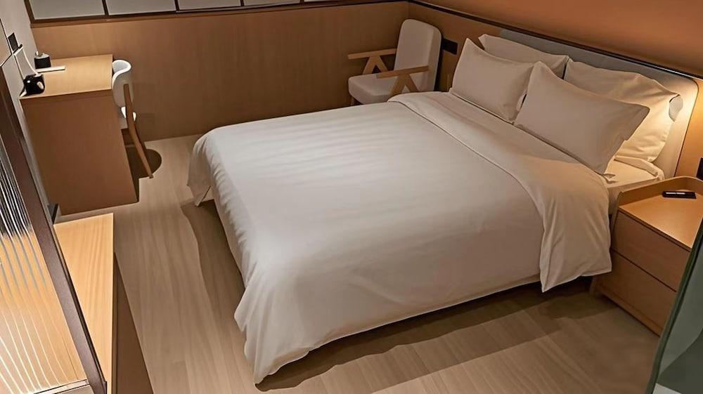 qingle hotel Room Type - Economy Double Room