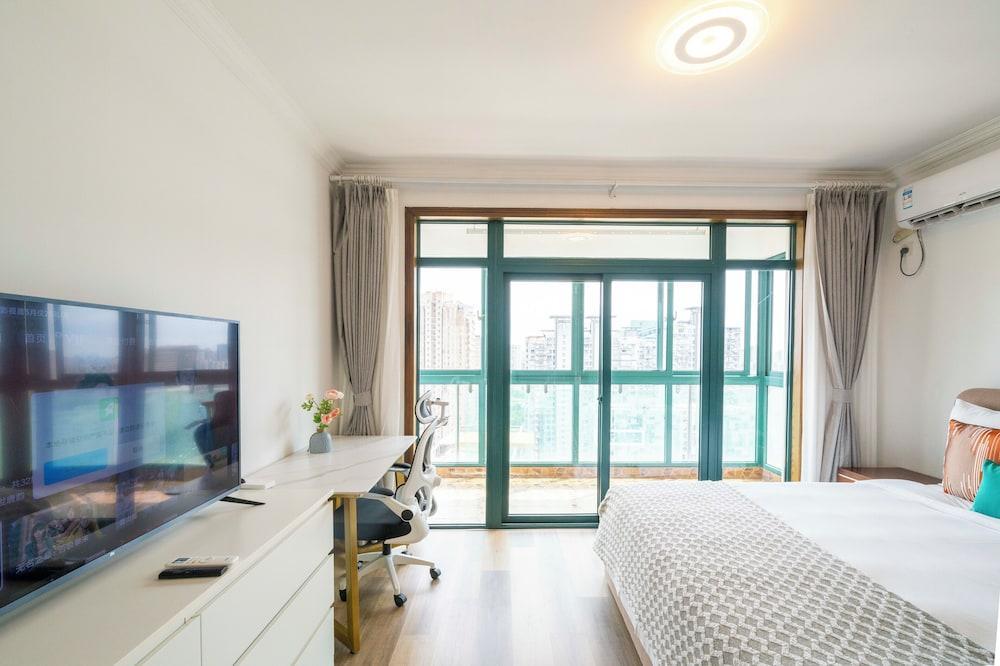Tyms Yadu Business 1BR APT - Tap to explore photos