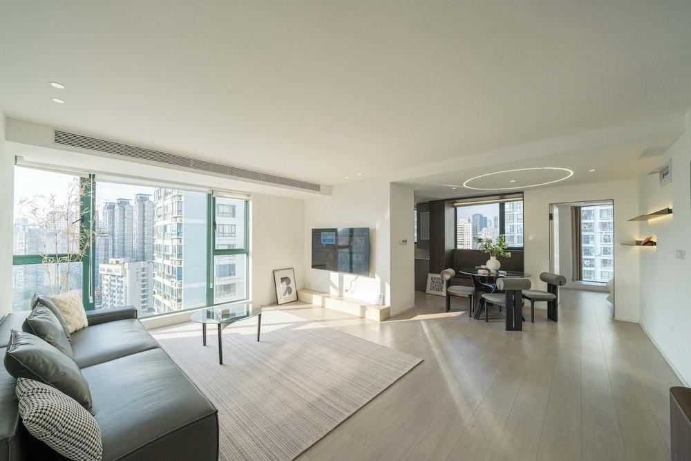Book and Bed-Lujiabang Room Type - Senior Apartment, 3 Bedrooms, Kitchen Book and Bed-Lujiabang Room Type - Senior Apartment, 3 Bedrooms, Kitchen
