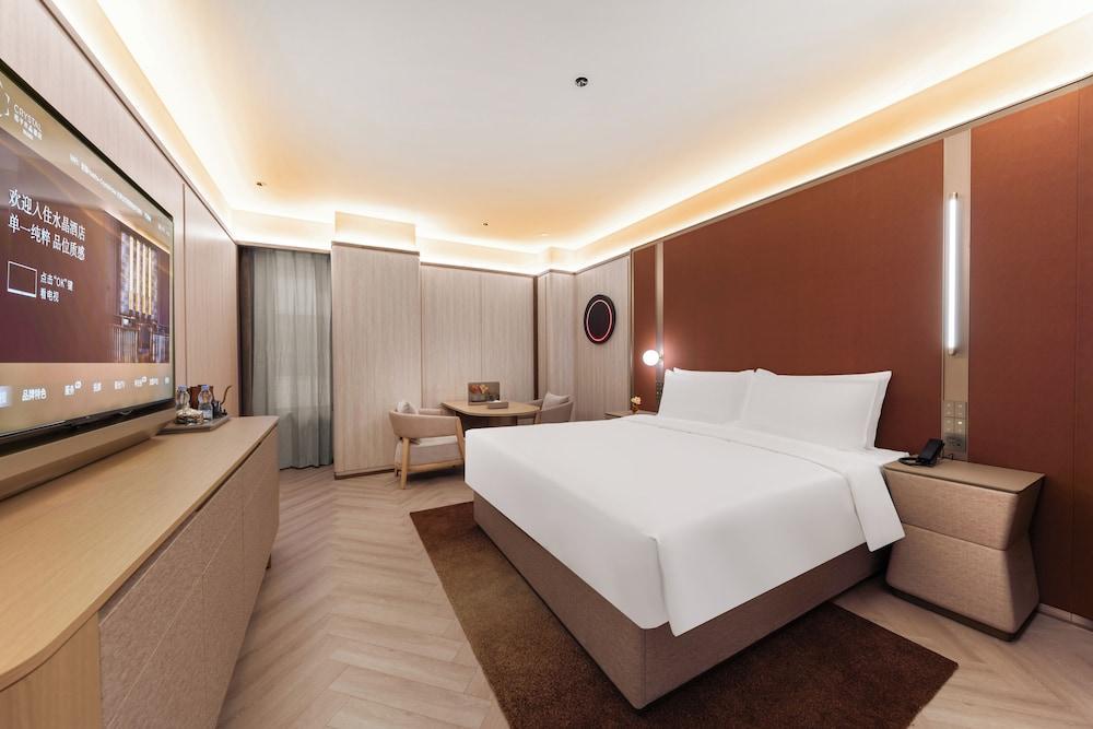 Crystal Hotel Shanghai The Bund Yu Garden Room Type - Deluxe Double Room, City View