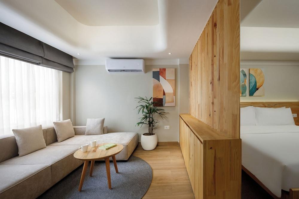 31 Park Hotel Room Type - Suite