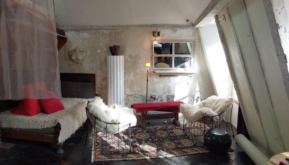 Appartement Dans le Marais - Tap to explore photos