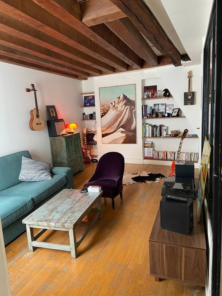 Appartement de Charme, Beaubourg, 48m2 - Tap to explore photos
