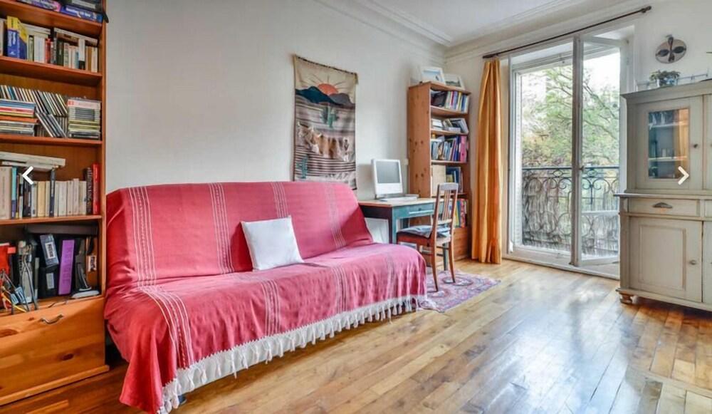 Apartment/ Charming - Paris - Tap to explore photos