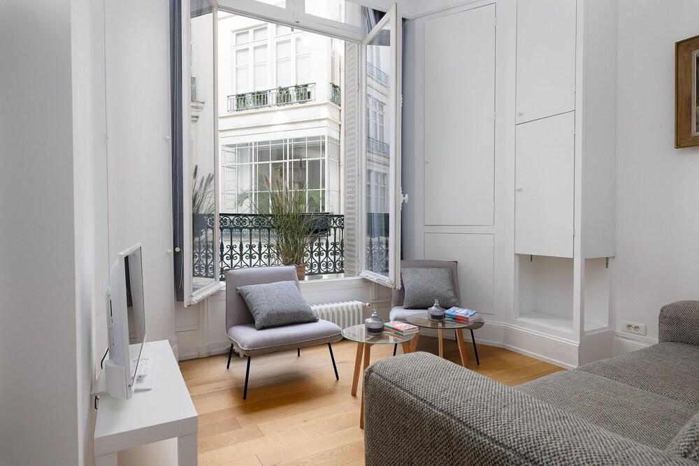 Appartement Cosy au Trocadéro - Tap to explore photos