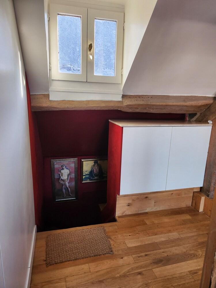 Apartment with terrace (Paris center)