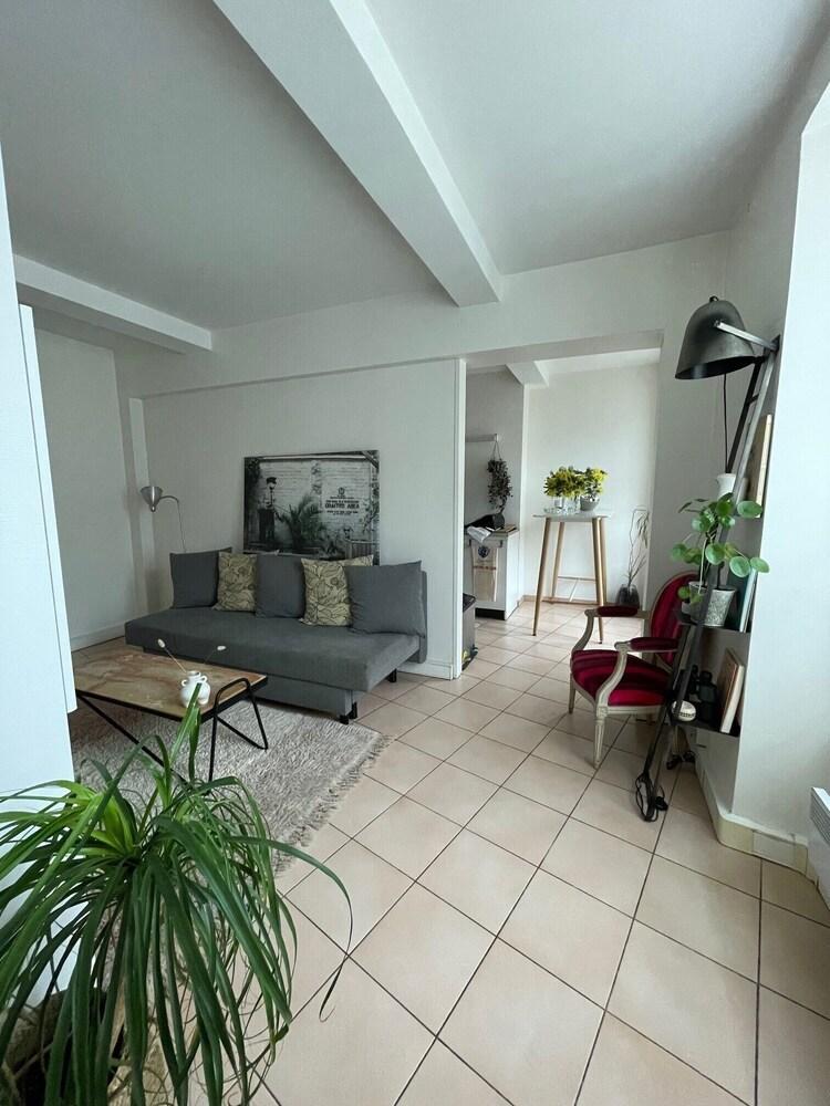 Appartement Équipé Dans Le Marais Nord