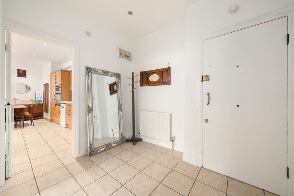 Bright & Spacious 2-Bedroom in Shoreditch