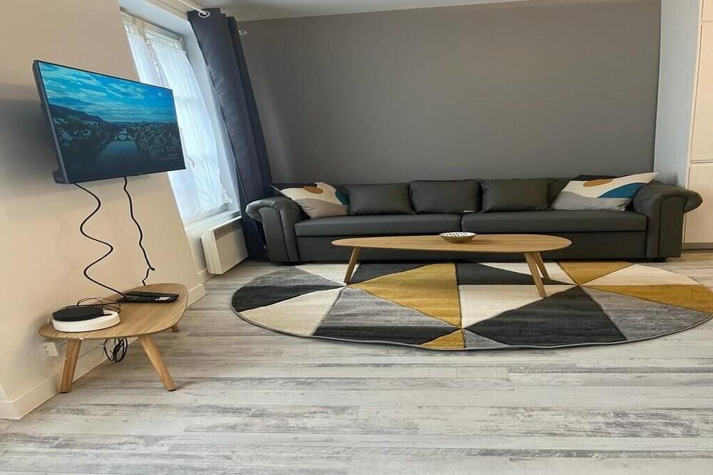 Charmant Appartement Type F2 Paris 18ème