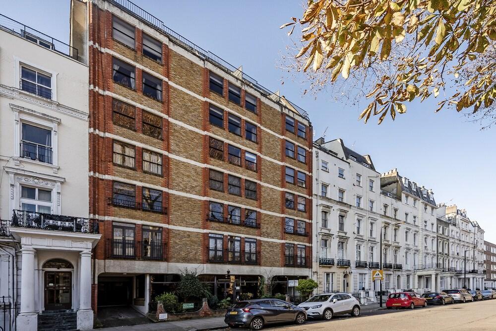 Charming apartment- 3 min a from Hyde Park!