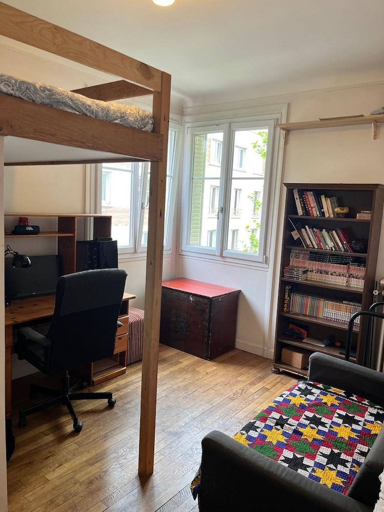 Central Paris Avant Garde 1930s Appartement