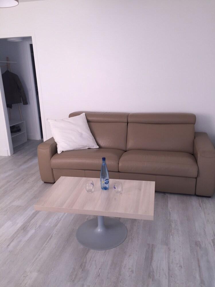 Charming apartment close to the Effeil Tower