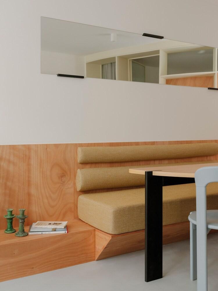 Charming 2-bedroom apartment in Montmartre