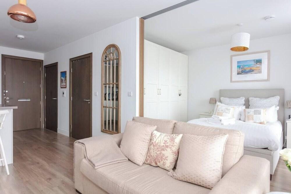 Chelsea - Studio Appartment