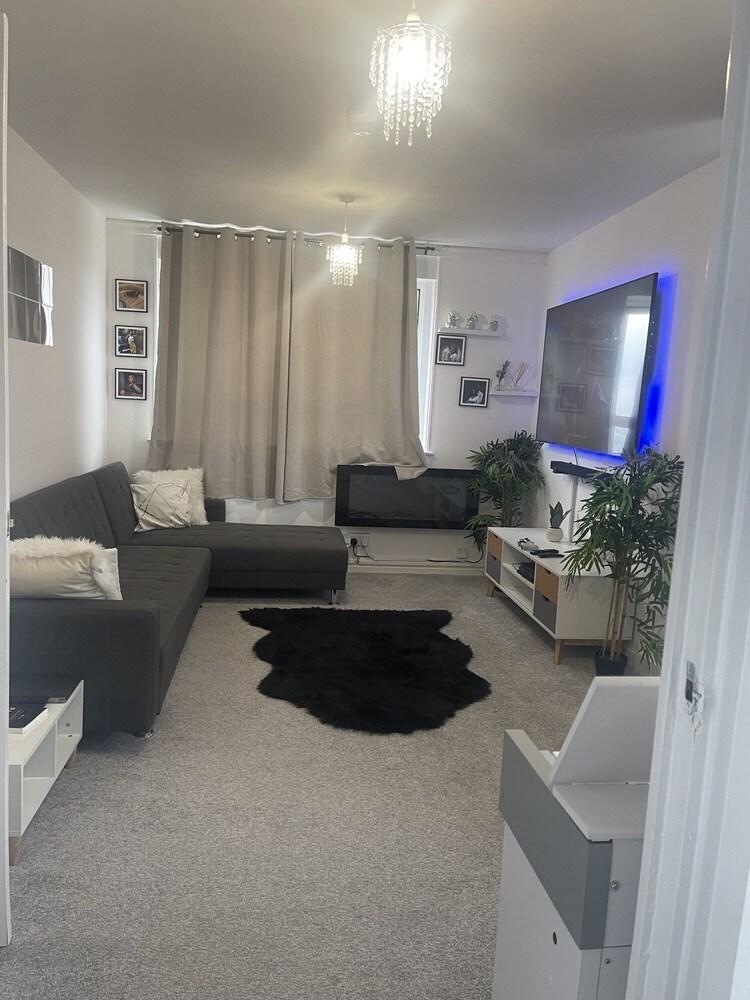 Cosy Pent House Apartment