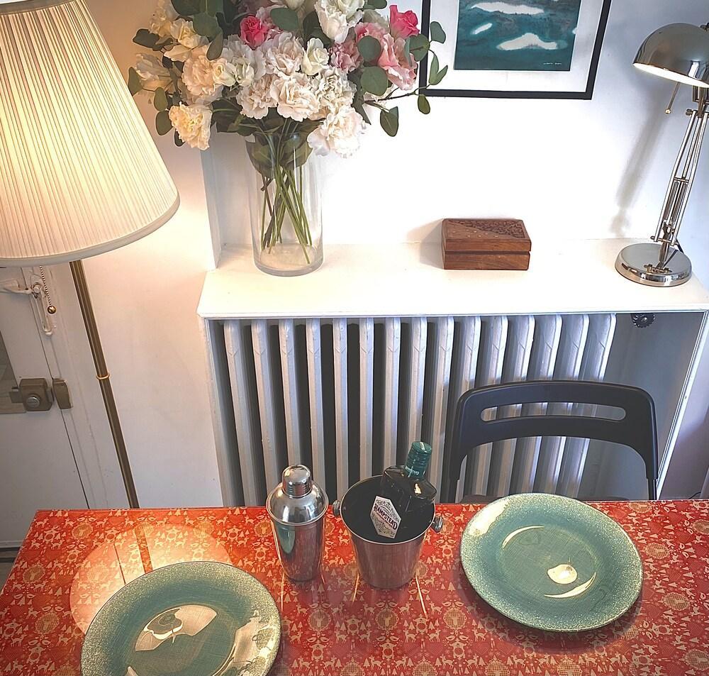 Cosy Studio in Latin Quarter - Tap to explore photos