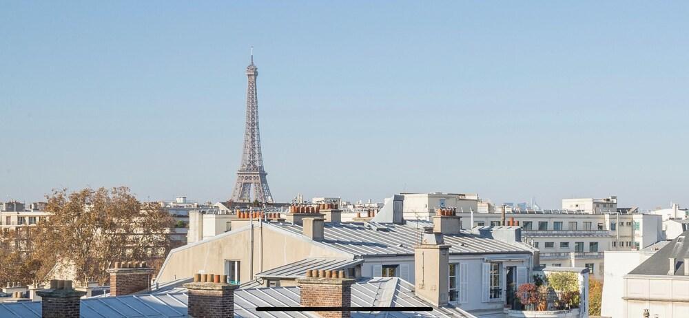 Eiffel Tower view + terrace Saint Germain des Pres