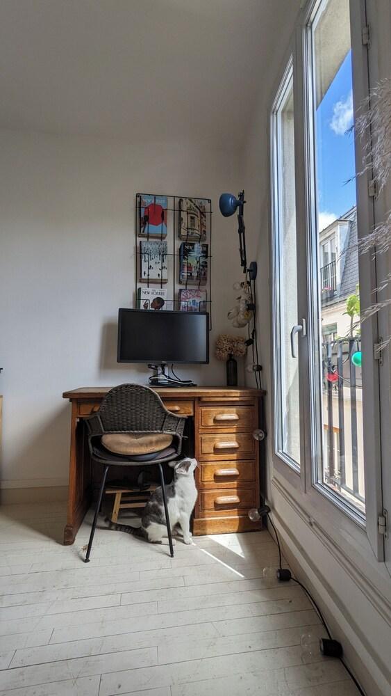 Duplex Arty - 5mn From Montmartre - Tap to explore photos