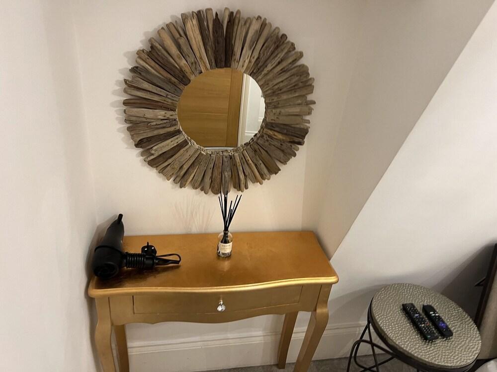 Enchant Apartments