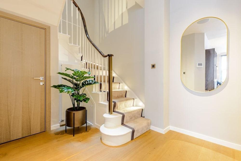 Exclusive & Decadent Luxury Mews by VA Museums