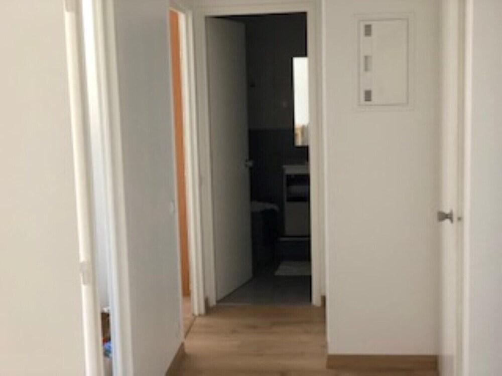 Large apartment near Bastille - Tap to explore photos