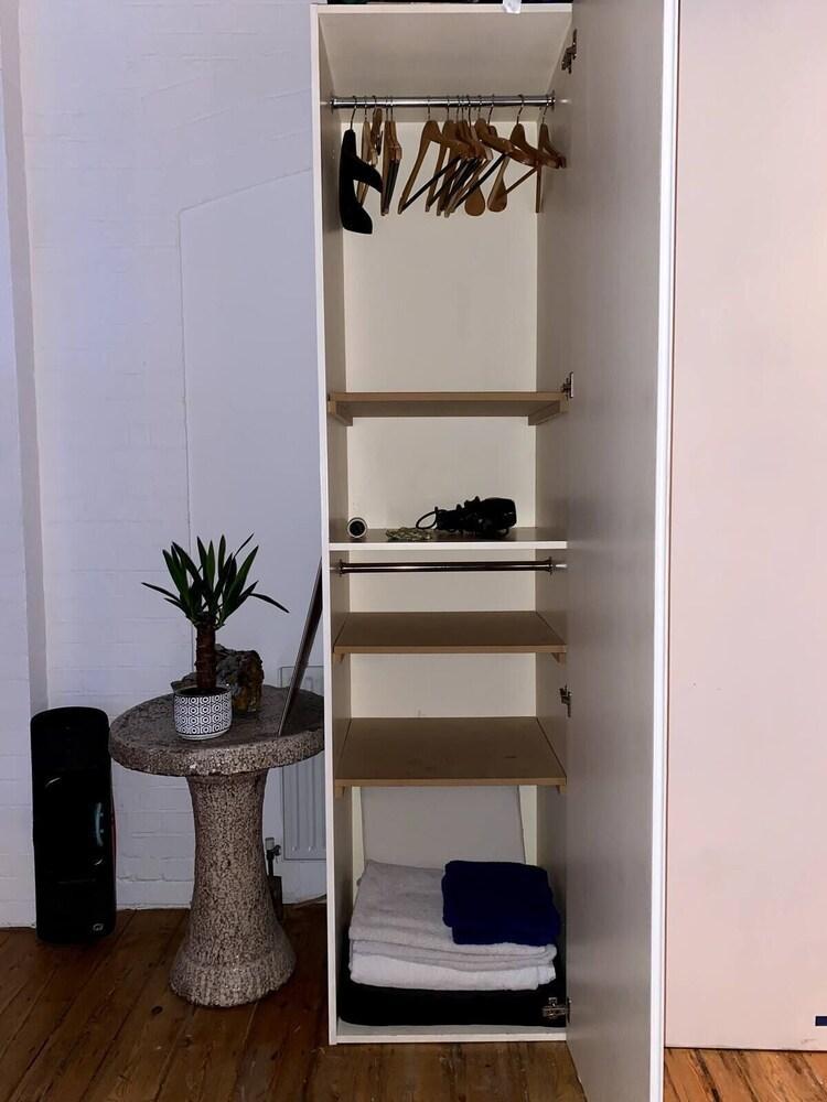 Large Trendy Apartment