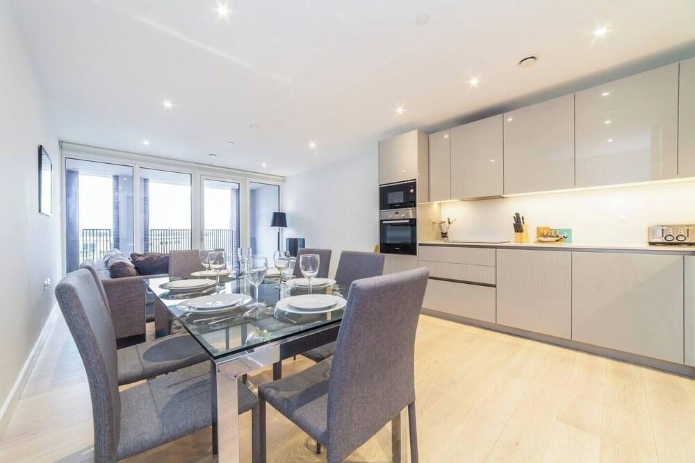 Luxury 2 Bedroom Flat In Elephant and Castle