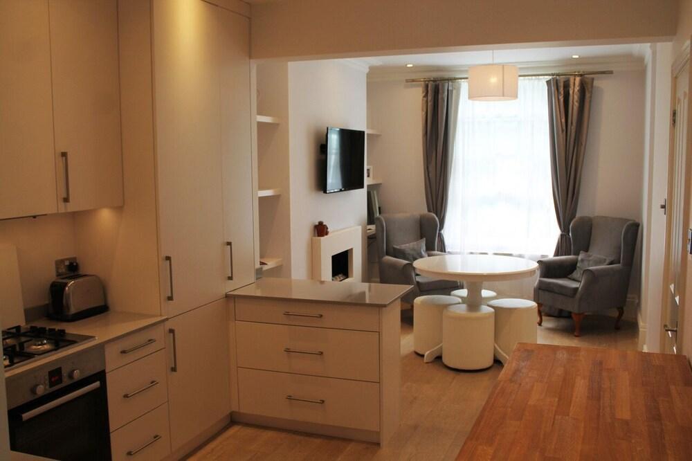 Luxury Condo in Marylebone, walk everywhere! - Tap to explore photos