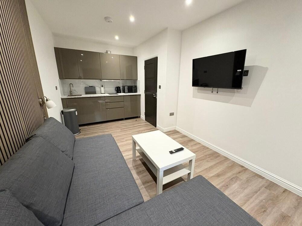 Luxury 1-bedroom apartment