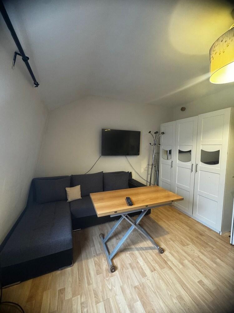 Marylebone Comfortable Family Apartment - Tap to explore photos