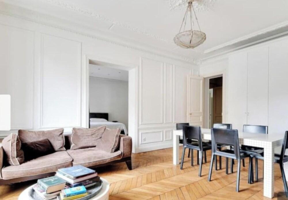 Magnificent Apartment Champs Ellysee - Tap to explore photos