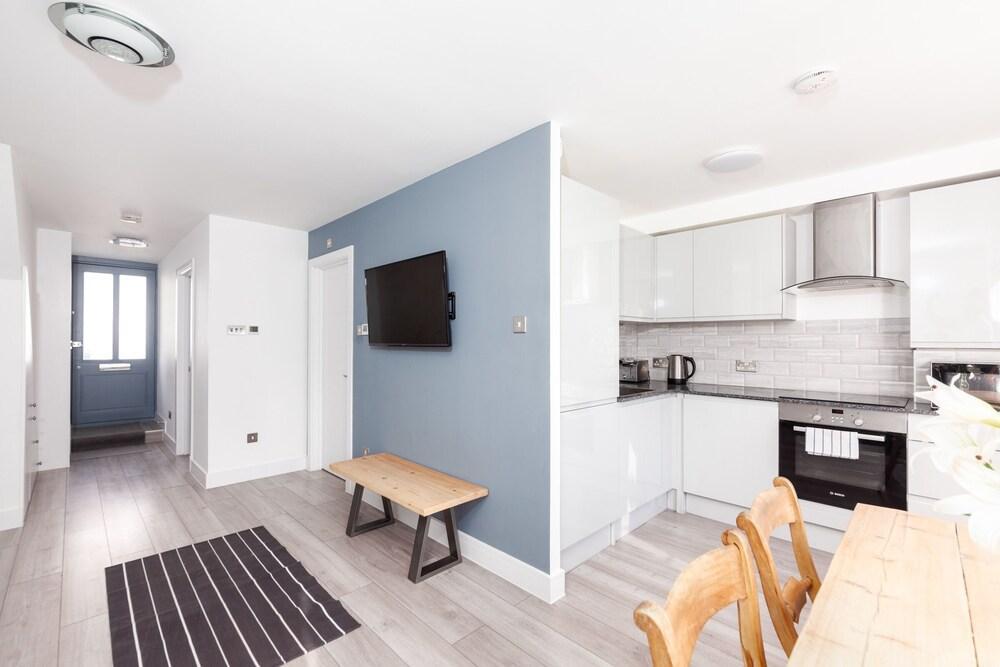 One Bed Notting Hill Apartment