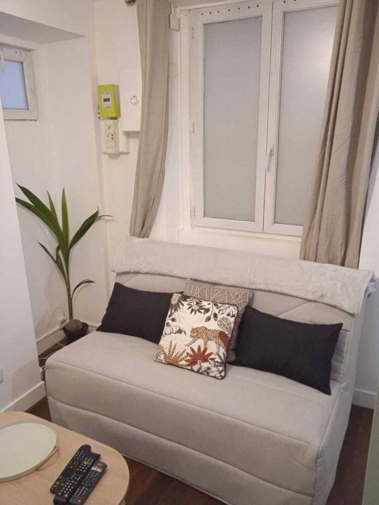 Paris Center 1min metro - 1BR/4P