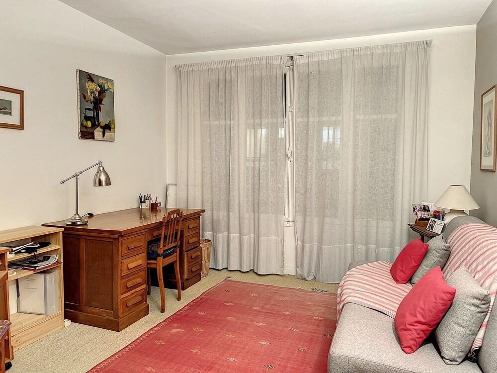 Perle Rare - 2 Chambres Avec Balcon - Proche Rolland Garros - Tap to explore photos