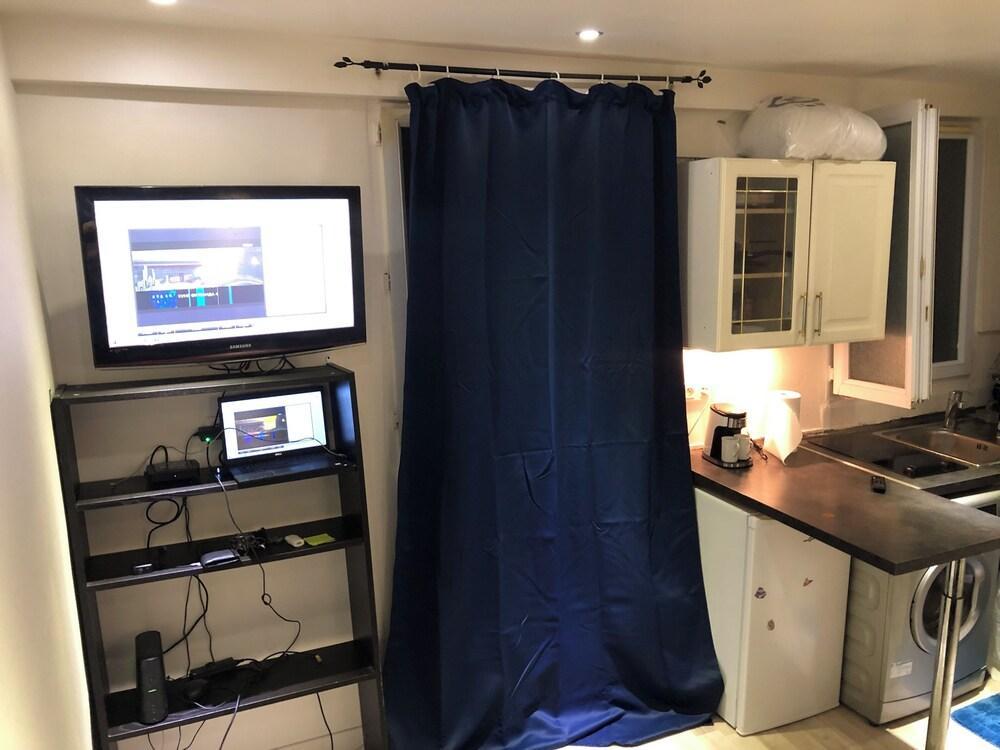 Petit Studio Charmant Dans un Quartier Très Populaire Historique